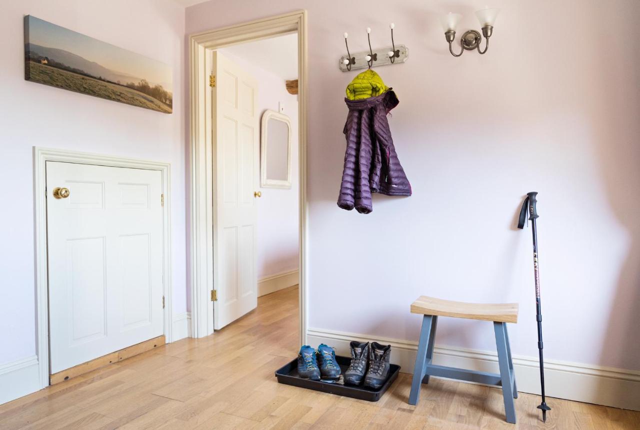 Neuadd B&B Suites Crickhowell Esterno foto