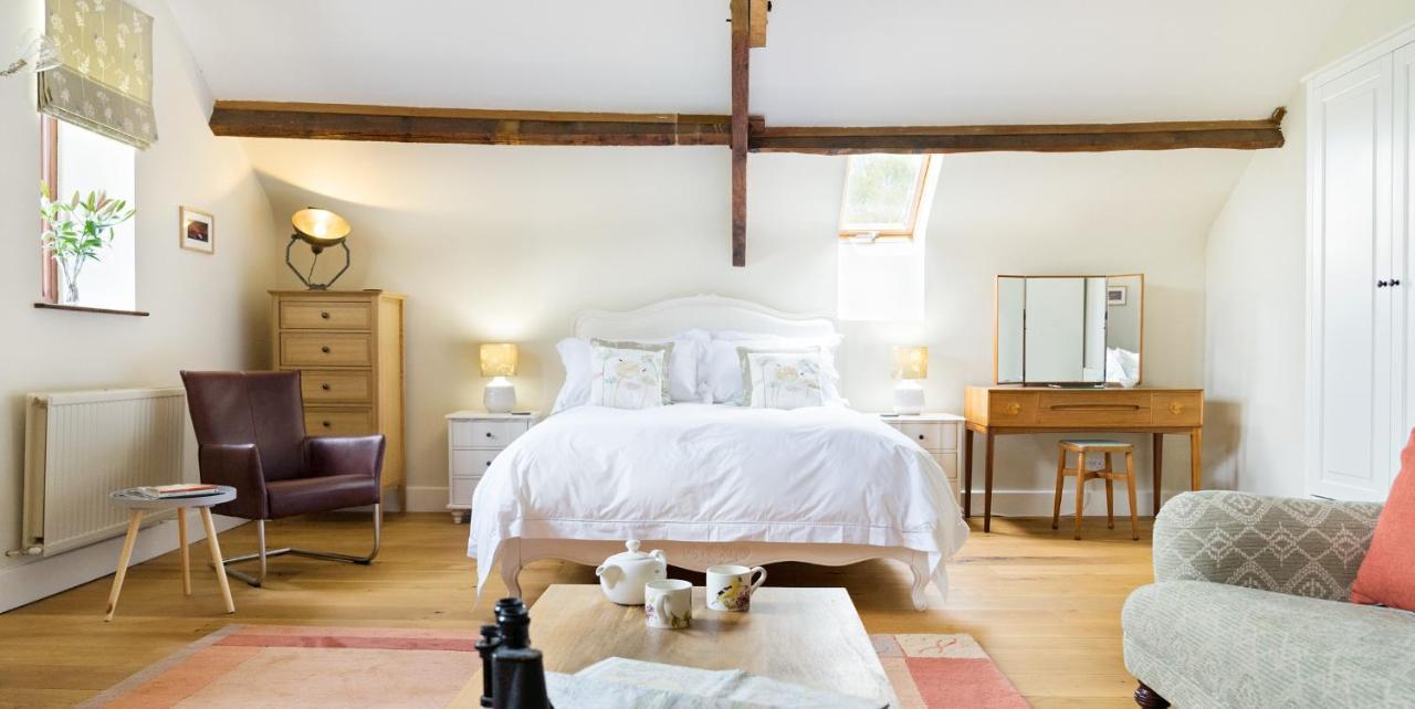 Neuadd B&B Suites Crickhowell Esterno foto