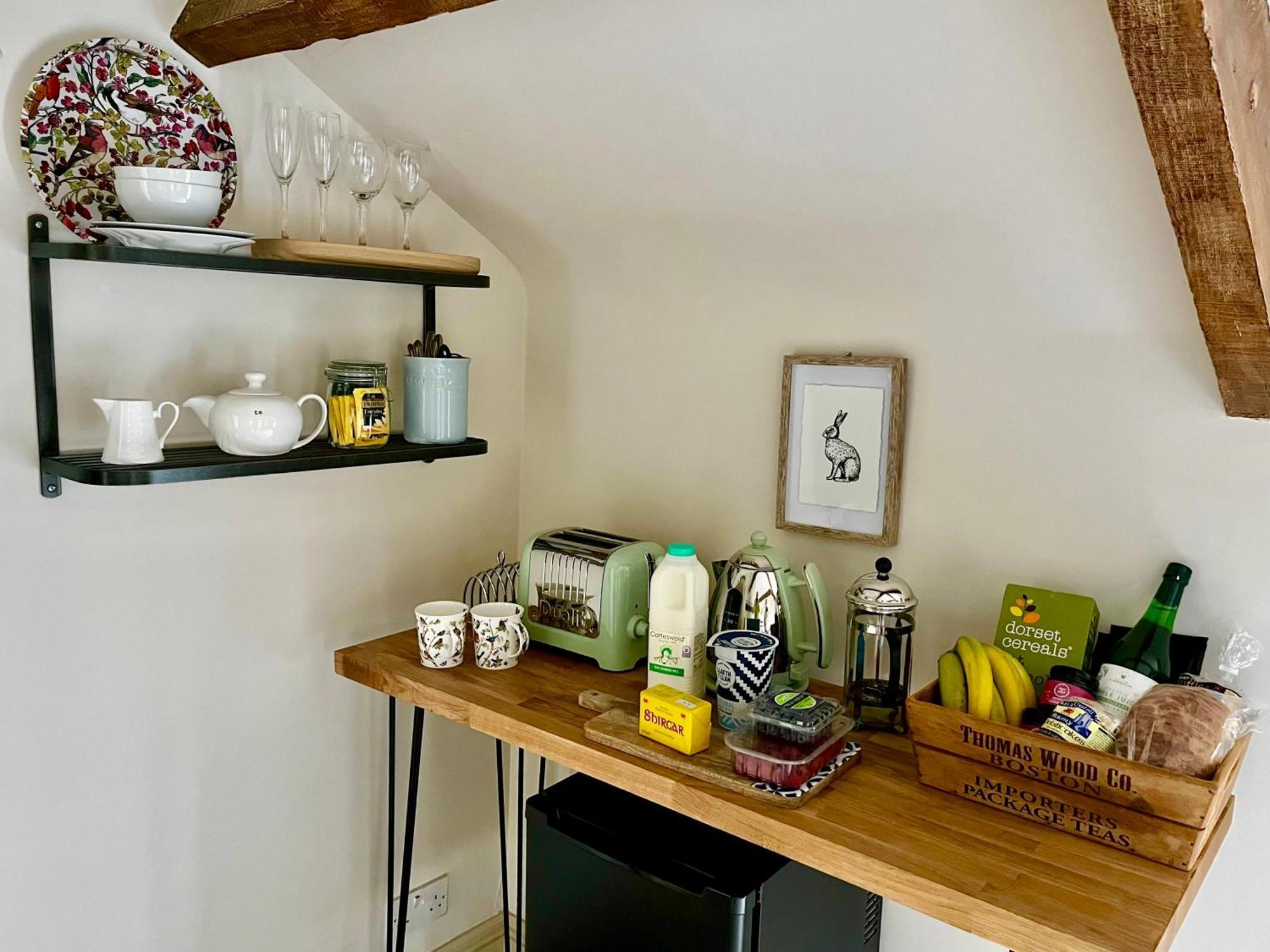 Neuadd B&B Suites Crickhowell Esterno foto